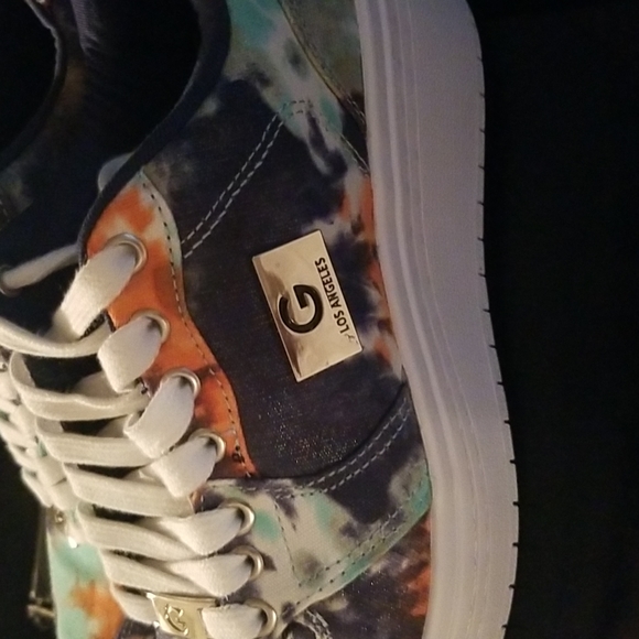 Guess Tie Dye Sneakers - Picture 7 of 16